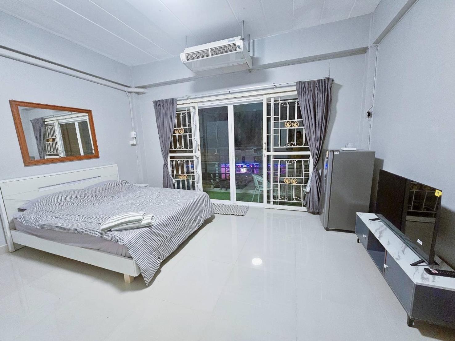 Future Hostel Pattaya Nong Prue Eksteriør billede
